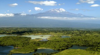 Wandelen naar de top van de Kilimanjaro Wandelen naar de top van de Kilimanjaro
